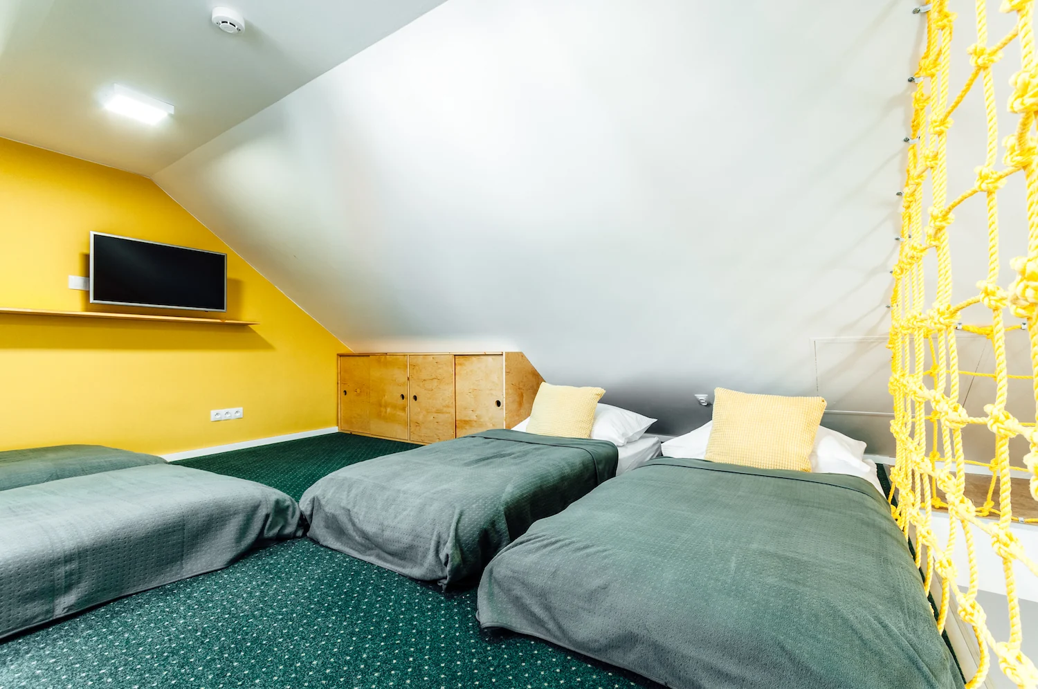 Apartmán 1 — interiér, terasa a výhledy